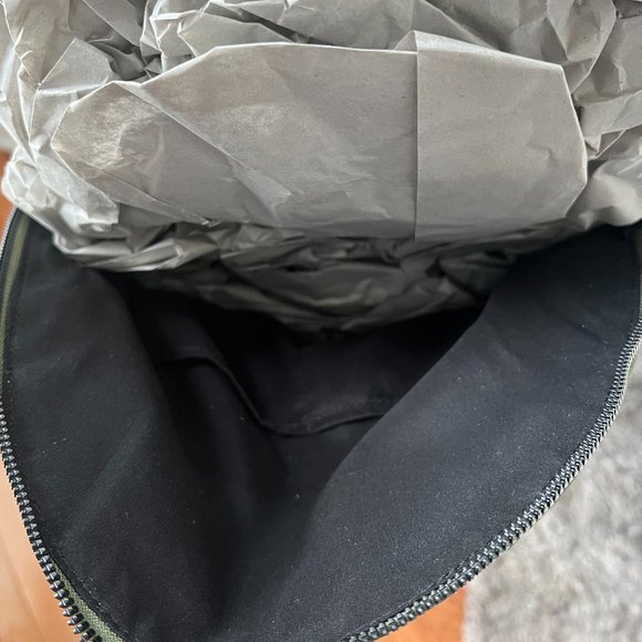 NWT I.N.C. INTERNATIONAL CONCEPTS Green Backpack AVA - Picture 4 of 7